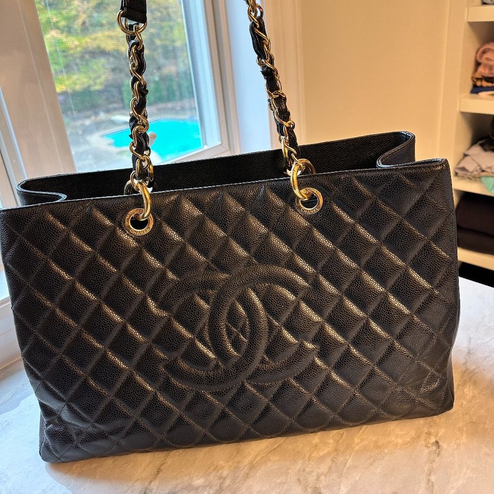 XL Grand Caviar Shopping Tote